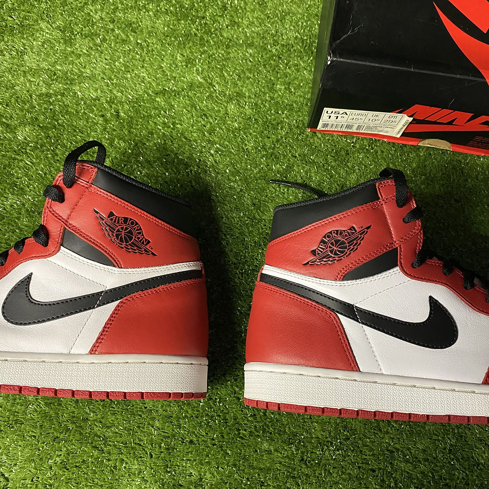 Thumbnail: AIR JORDAN 1 RETRO HIGH OG 'CHICAGO' (2015) Size 11.5