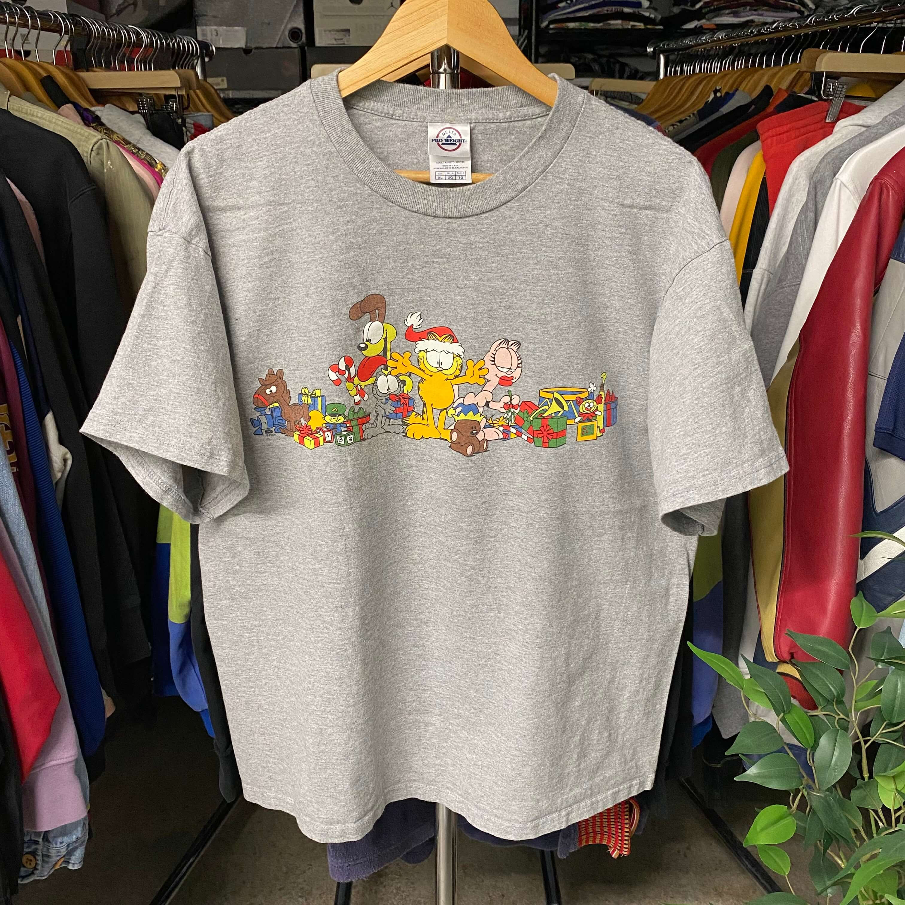 VINTAGE GARFIELD CHRISTMAS TEE