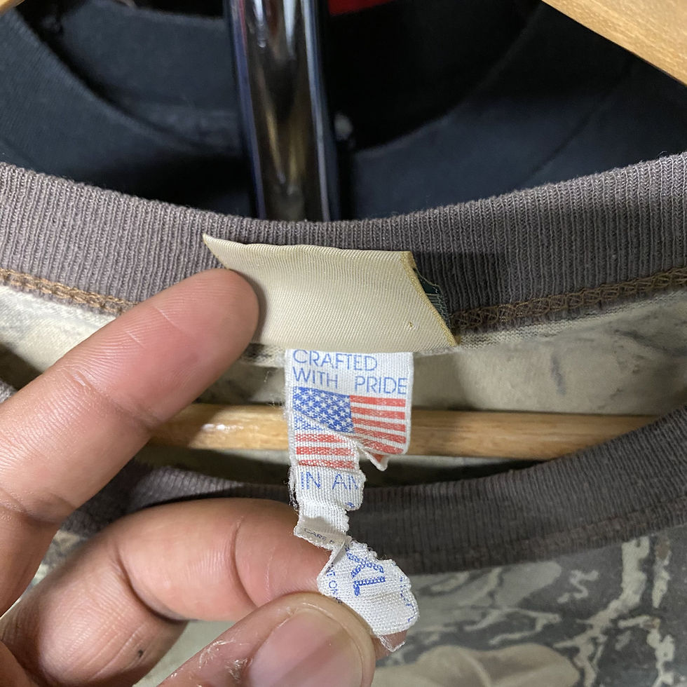 Thumbnail: VINTAGE RED HEAD CAMO LEAVES POCKET TEE