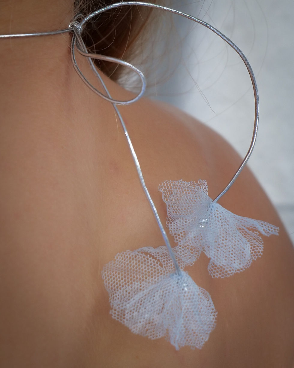 섬네일: Bow tie bandeau bralette top