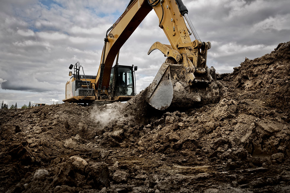excavator-digging-into-the-ground-with-its-large-b-2026-01-07-06-07-51-utc.jpg