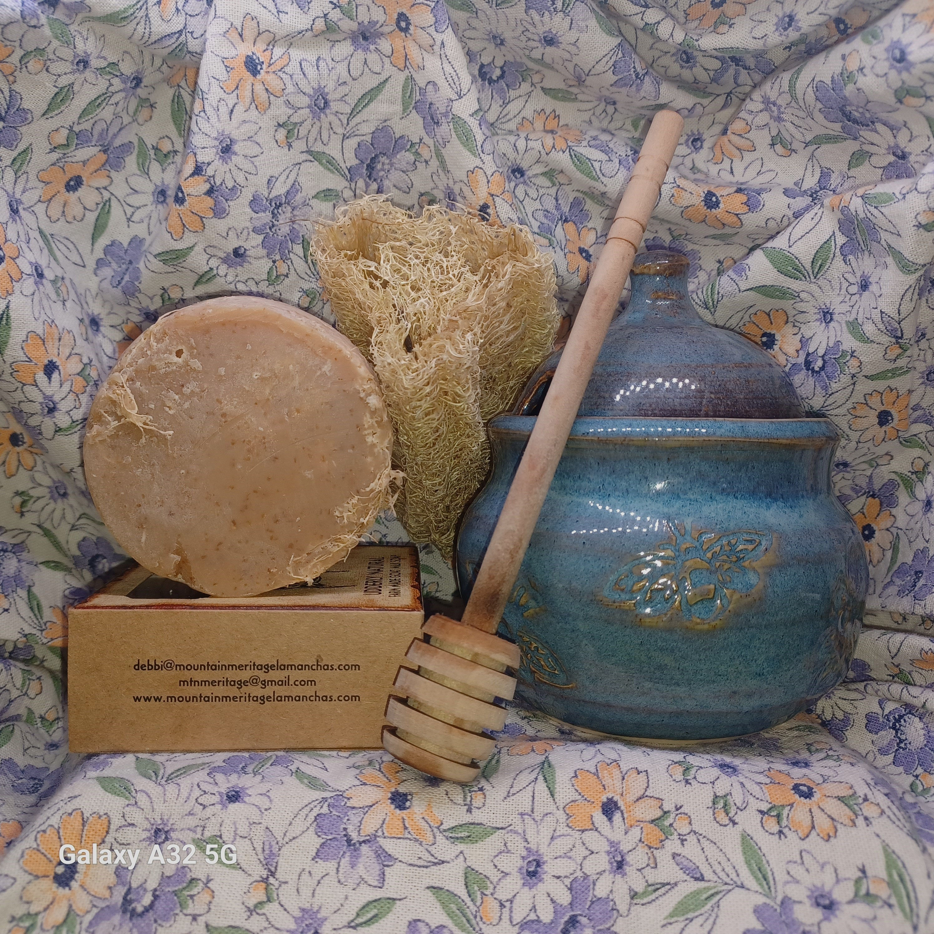 The Radiant Goat with Luffa