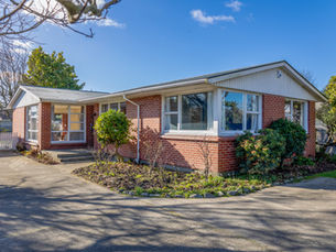 Sold! 218 Yaldhurst Road, Avonhead Christchurch