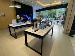 Samsung Premium Store (SPS) The Curve Shopping Mall