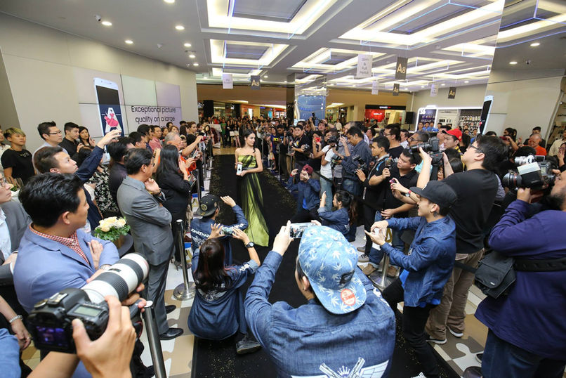 Launching of A series at Samsung Experience Store Large, The Gardens Mall