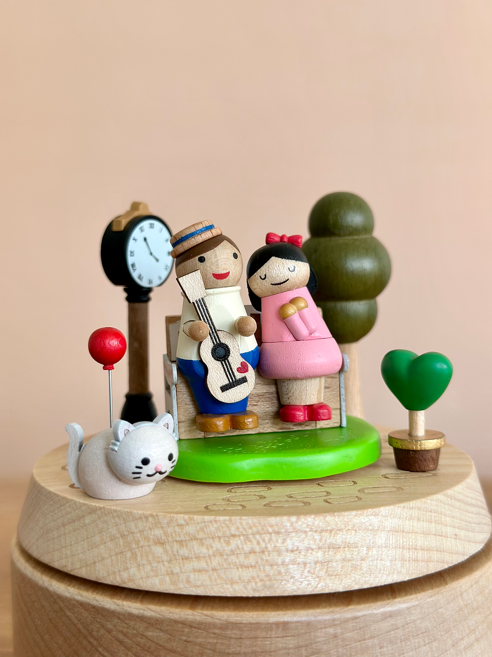 Thumbnail: Wooden Love in the Park Music Box