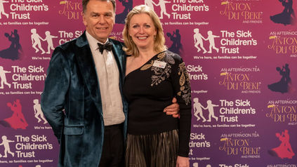 Bringing glamour to a fundraising event with a dazzling backdrop