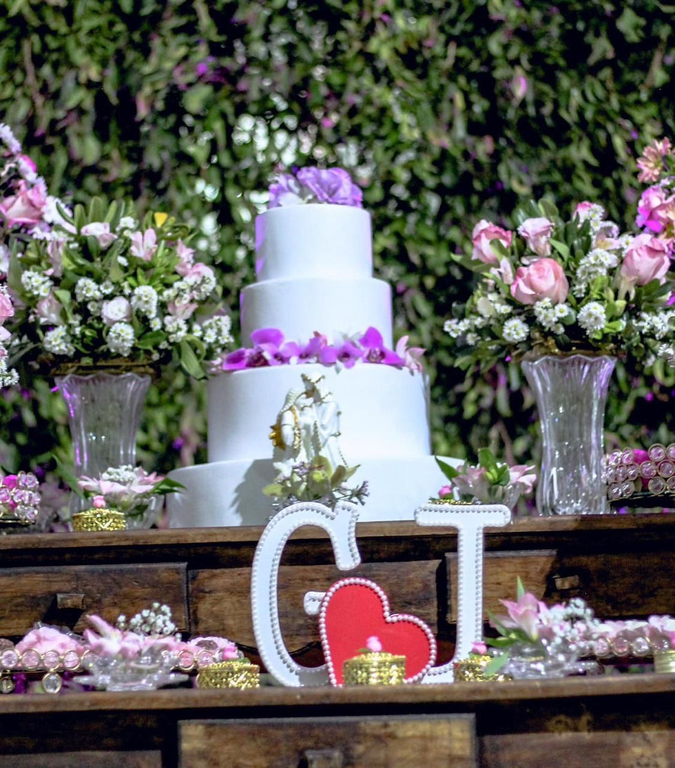 decoração mesa do bolo