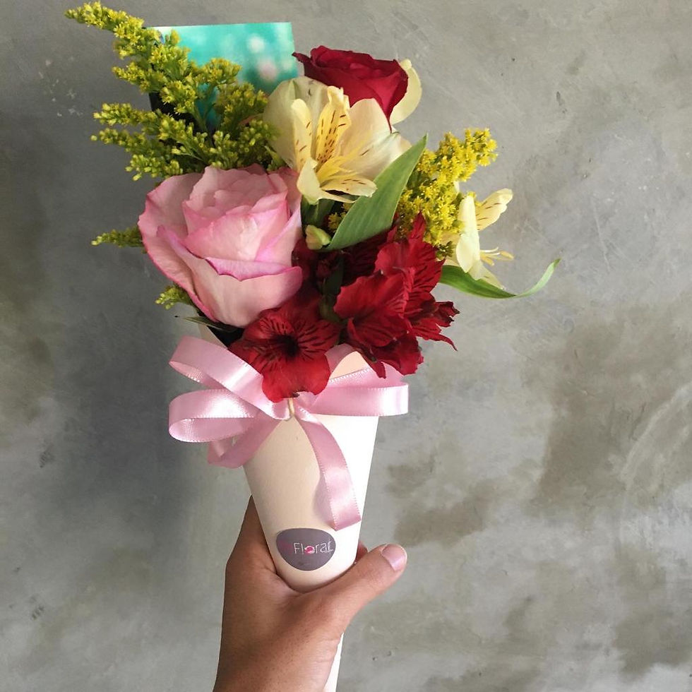 Miniatura: Cone de rosa importadas 0500