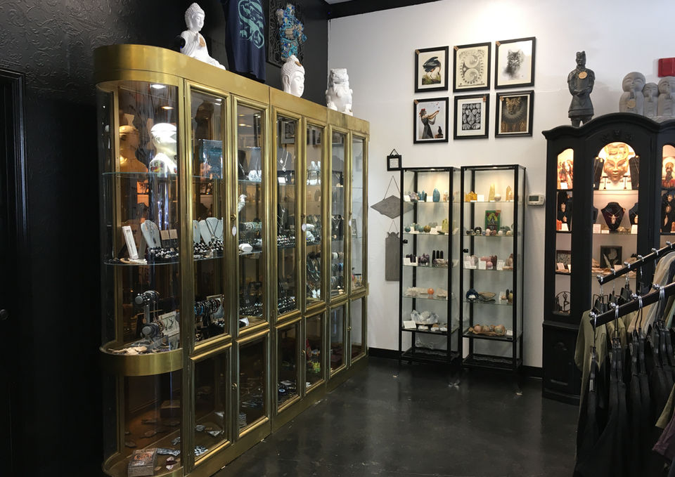 New Look at our new location! Crow's Curiosities, 140 Harrison Avenue, Port Orchard