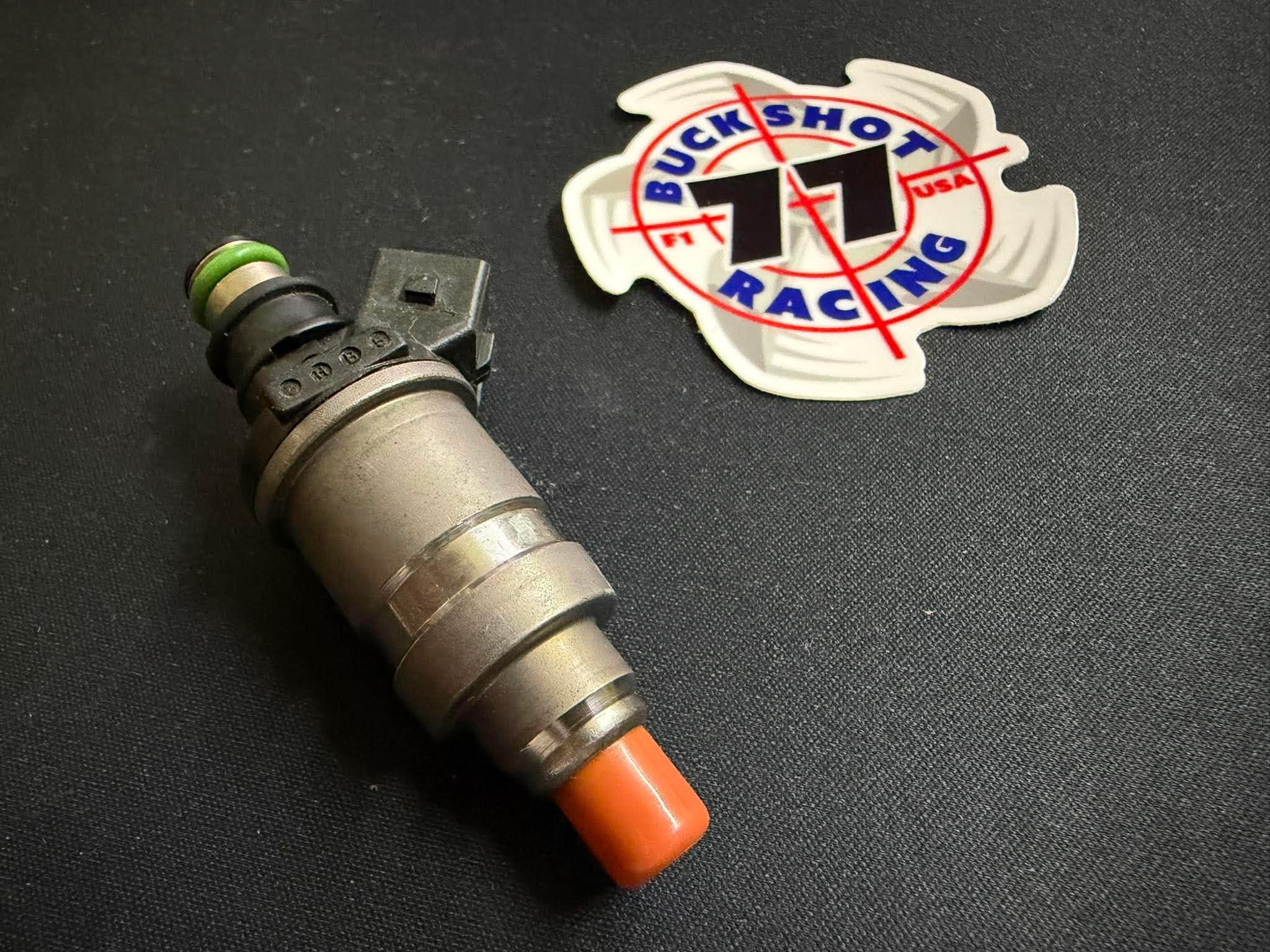 Fuel Injector Assembly, Mercury 2.5 Liter OEM 18715 T (Used)