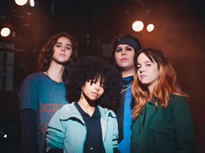 Espetáculo "Violeta" estreia no Teatro Dulcina, em outubro