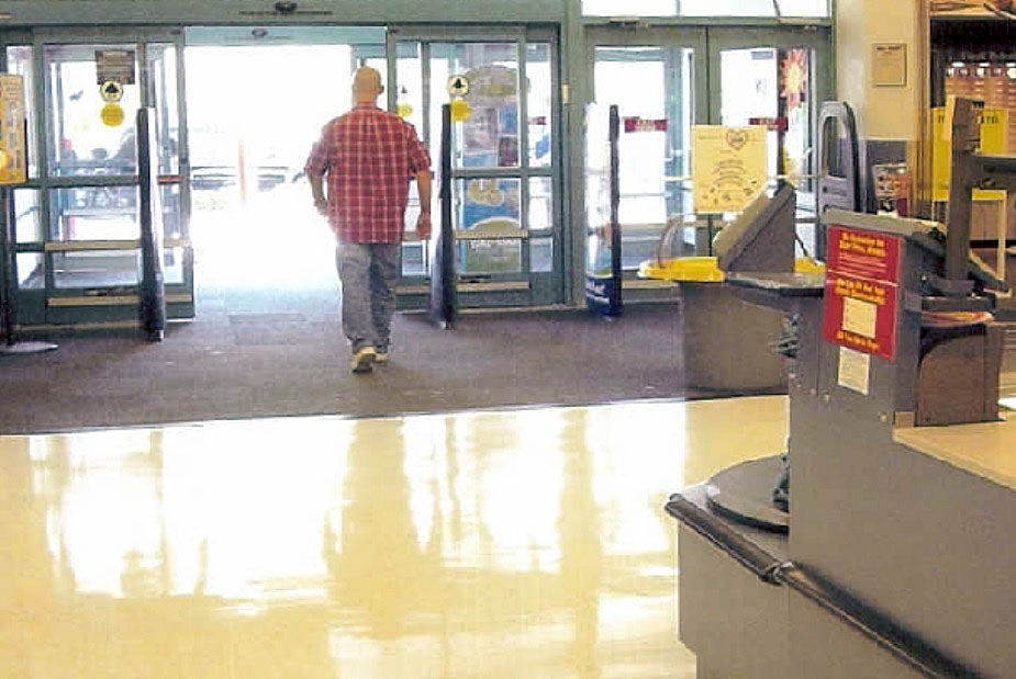 Sunk Cost and Standing in Line