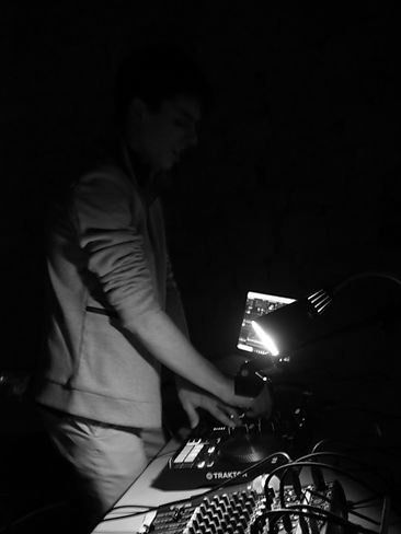 photo maxens dj set celia.JPG