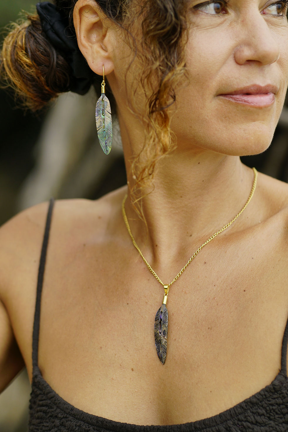 Miniaturbild: Abalone Feather Necklace