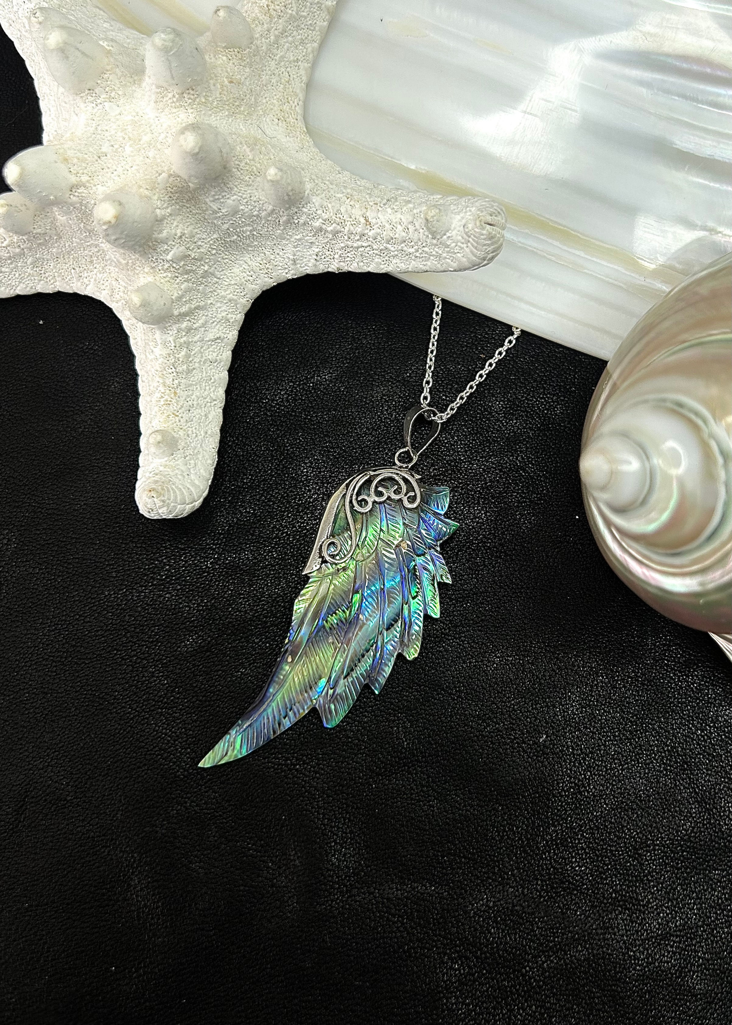 Ornament Wing Necklace Abalone