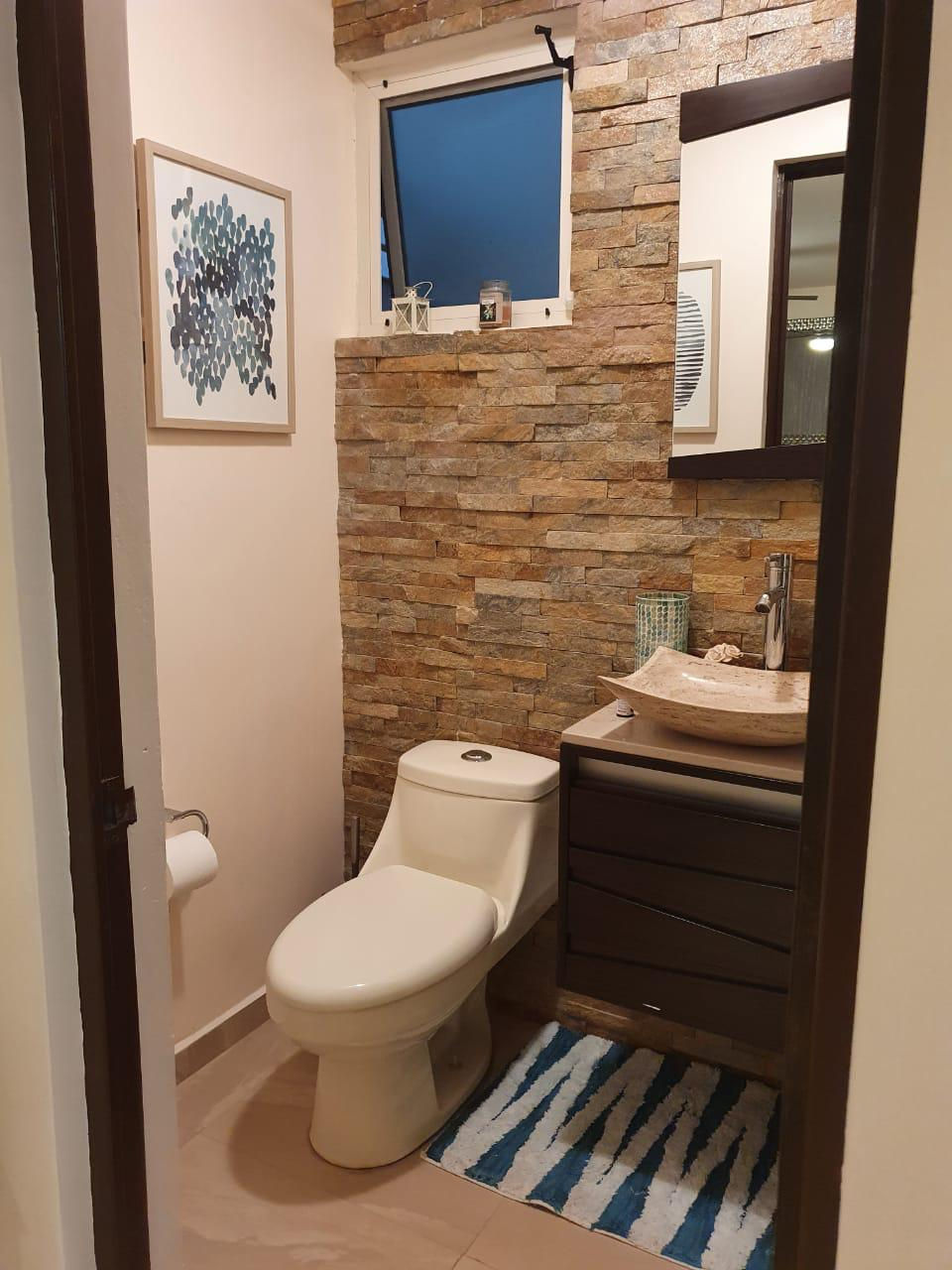 Miniatura: CASA EN VENTA JARDINES DE ANDALUCIA, GUADALUPE