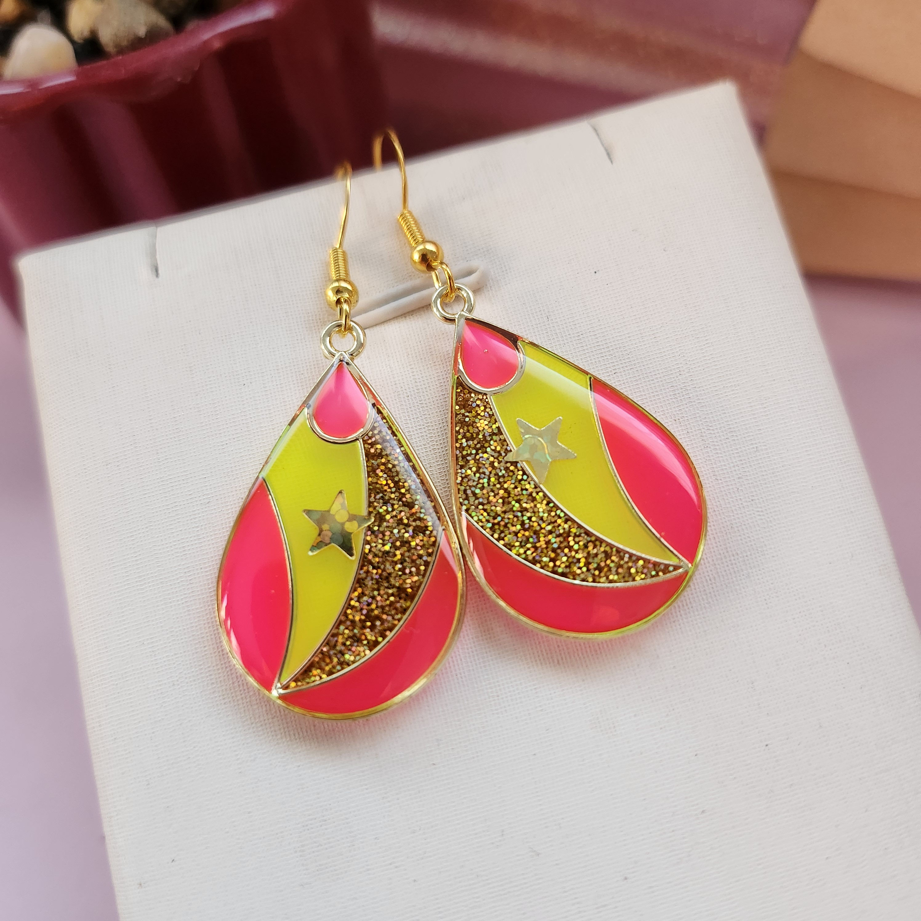 Chanelle - Boucles d'oreille en résine