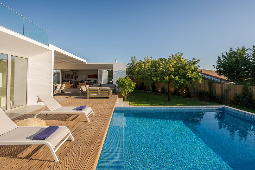 photo of decking design around a pool queensland