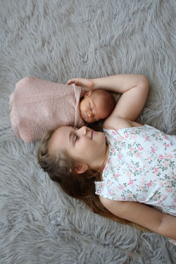 Niagara falls baby portraits