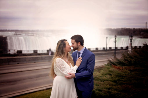 Niagara‑on‑the‑Lake small wedding photographer, St. Catharines intimate wedding photography, Welland micro‑wedding photographer,
