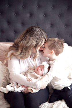 Niagara newborn photography