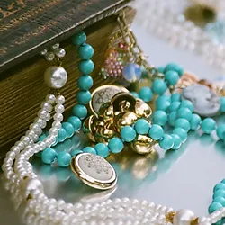 Sell with Confidence through Our Jewelry Consignment Services