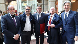 La RFFM acompaña y felicita a ‘La Quinta del Buitre’ en la entrega del Premio Internacional del Deporte de la Comunidad de Madrid