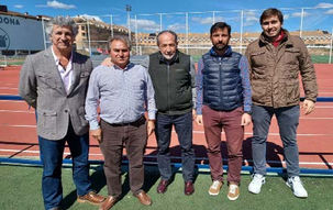 El presidente de la RFFM, Paco Díez, acude al partido por elliderato entre San Agustín del Guadalix y CDF Tres Cantos