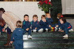 CORO Y PREMIOS MARTES-13