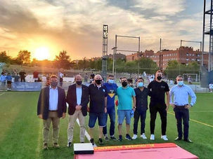 Homenaje a Fernando Pacheco con la celebración de su I Memorial y con asistencia de Paco Díez y José Luis Polo