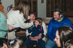 ENTREGA DE MEDALLAS A LA VIRGEN-73