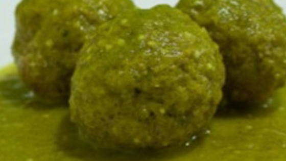 Spaghetti Poblano con Albondigas (Wednesday)