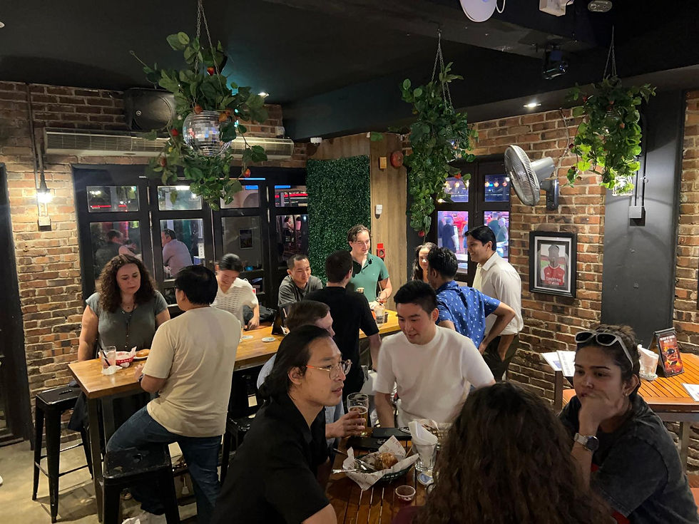 CNY Bar Hopping: Expats drinking buddy