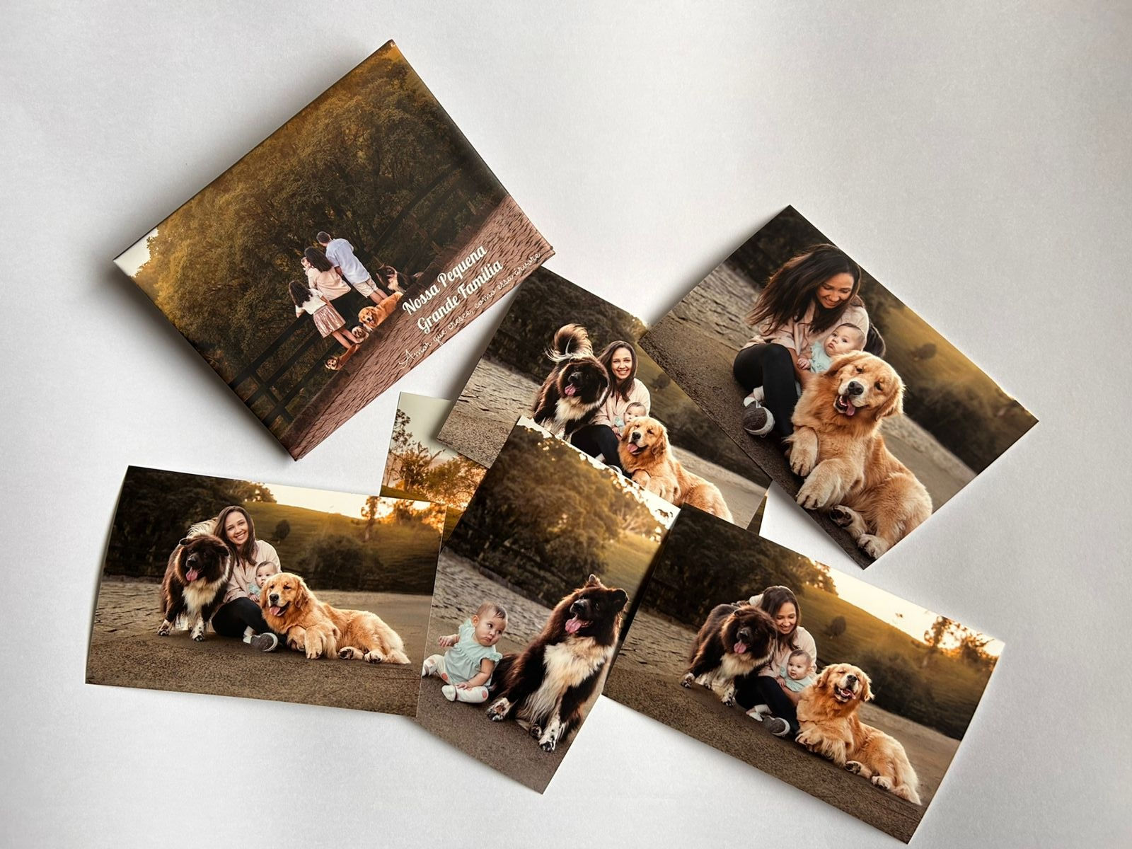 Álbum com Capa Fotográfica e folhas plásticas para fotos impressas 10x15