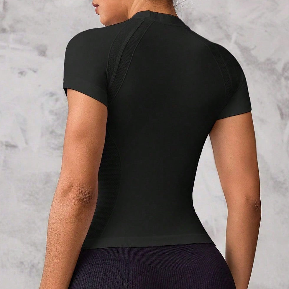 Thumbnail: Women's short-sleeved sports top, breathable and quick-drying fabric, suitable f