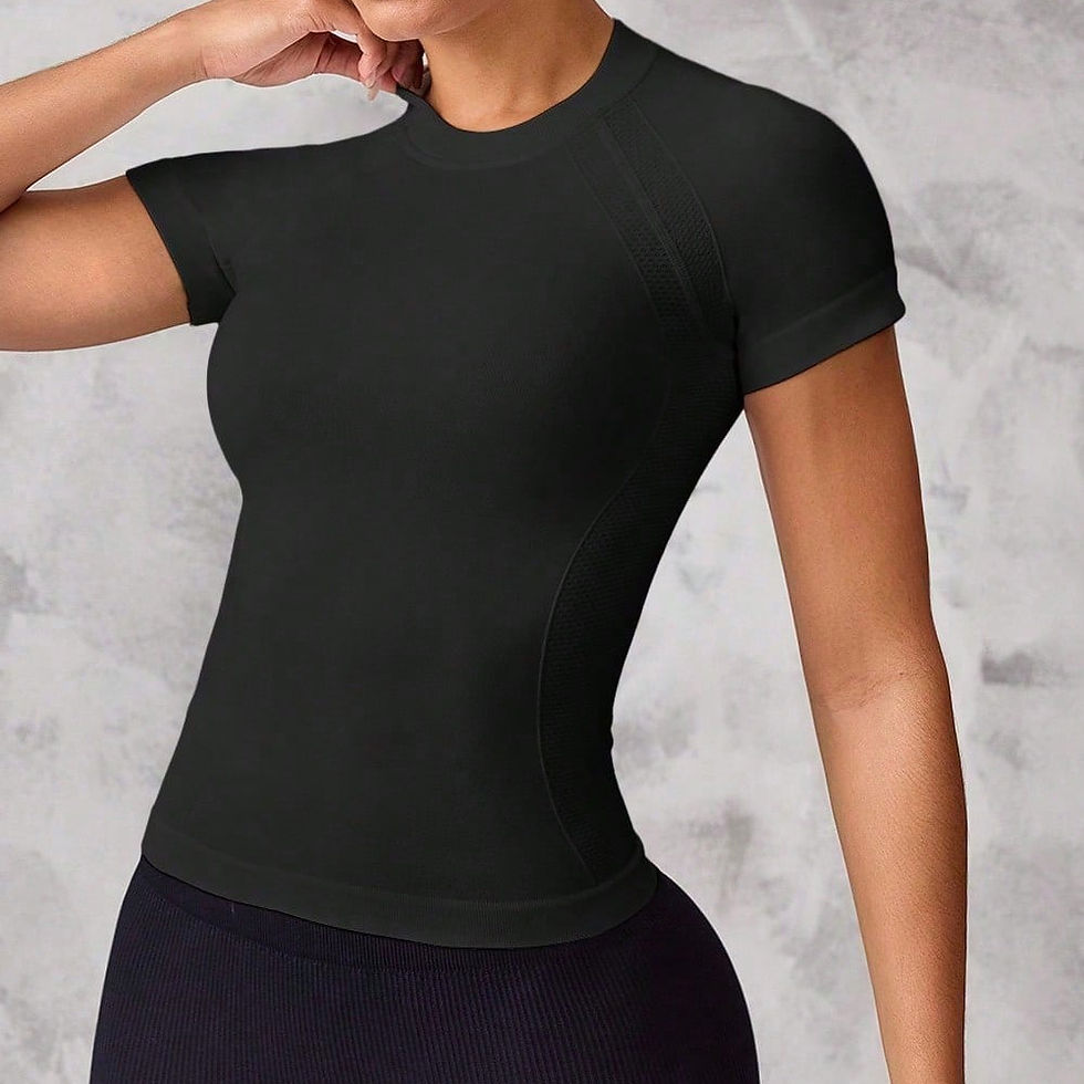 Thumbnail: Women's short-sleeved sports top, breathable and quick-drying fabric, suitable f