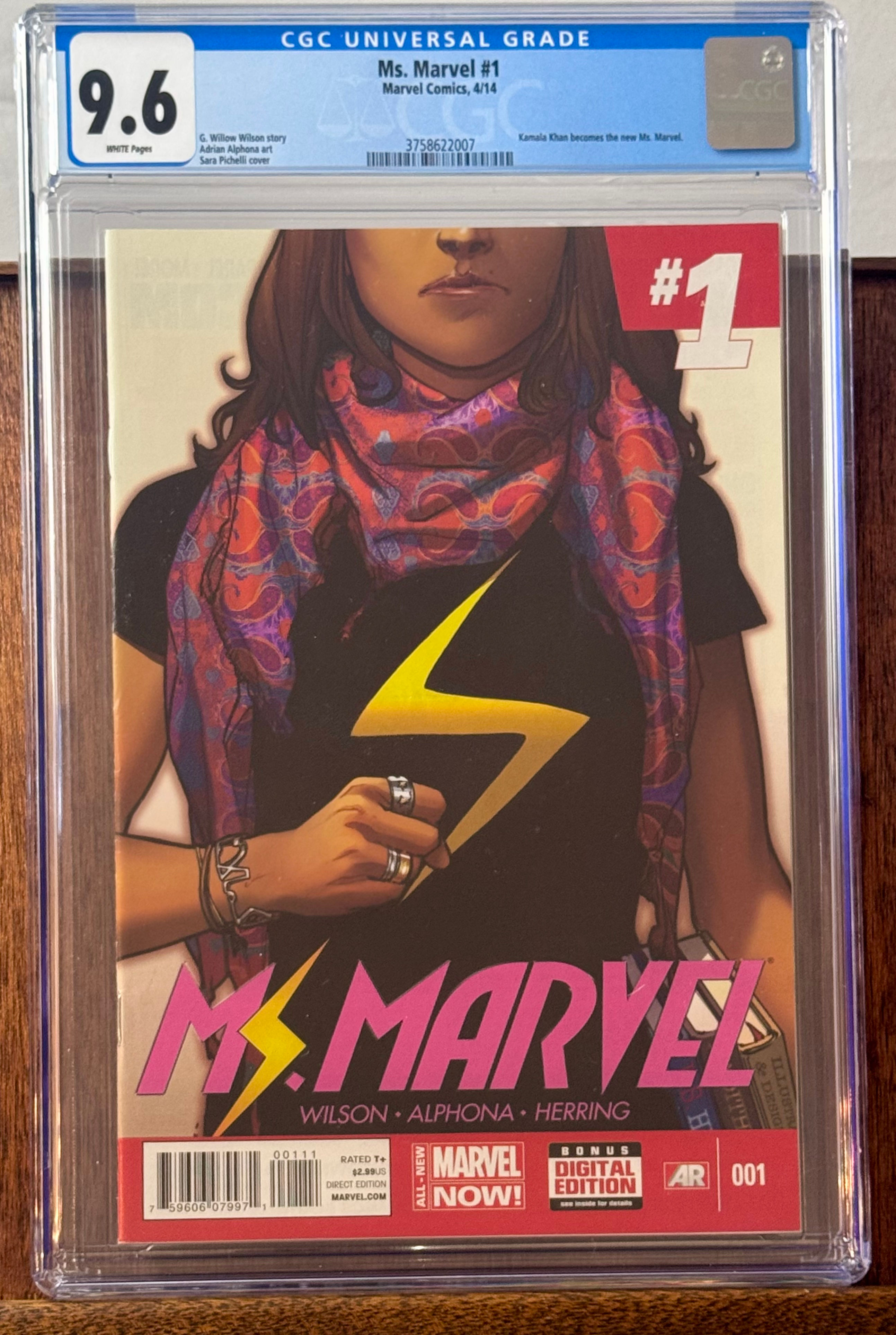 MS.MARVEL #1 CGC 9.6 NM FIRST PRINT (2014) KAMALA KHAN as Ms. Marvel