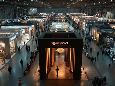 Fuar Standınız Hala Sadece Broşür Mü Dağıtıyor? Maden Ekipmanlarınızı Fuarda Sanat Eserine Dönüştürmenin 5 Yolu