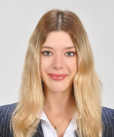 Eylül Ecem Karakaş Vesikalık.jpg