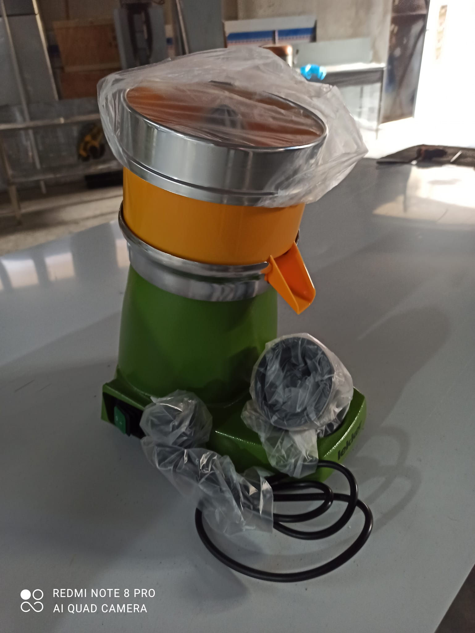 CITRUS JUICER