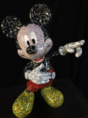 Sculpture Mikey mouse