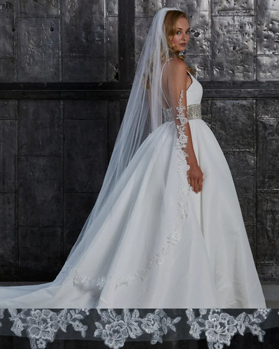 Lace Edge Waltz Length Veil | Vieira Luxe