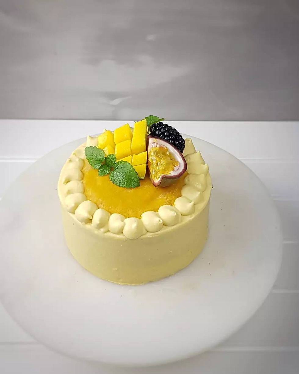 Miniatyrbilde: "Mango - pasjonsfrukt" kake