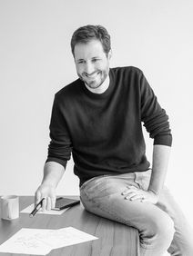 portrait photo professionnel, portrait corporate, photo de profil linkedin, photo de CV, portrait studio à Nantes