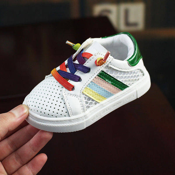 縮圖：Sporty colourful shoes