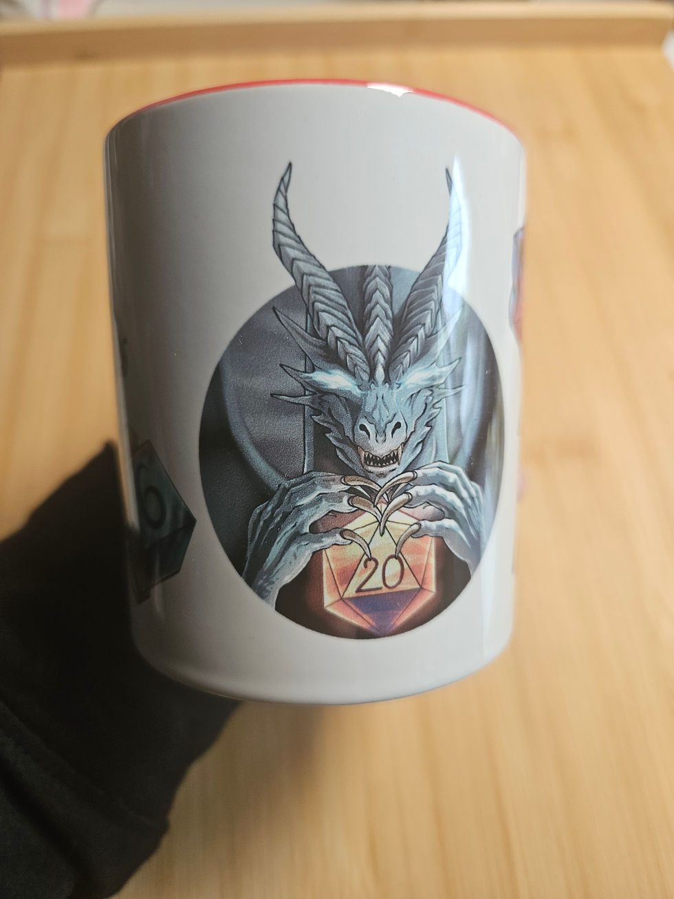 Thumbnail: Rollenspieler Tasse - Würfel und Drache