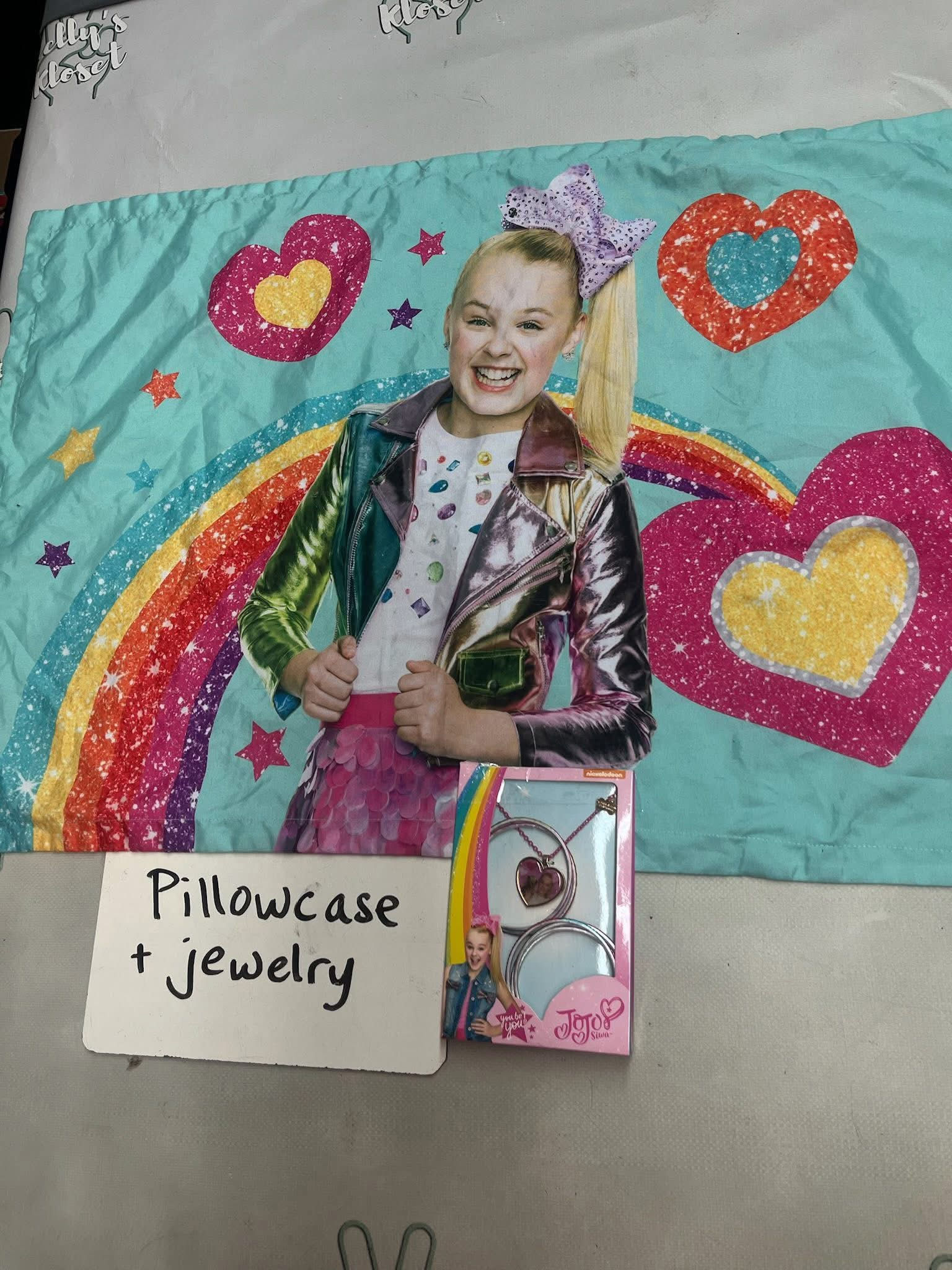 Jojo Siwa Pillowcase + Jewelry