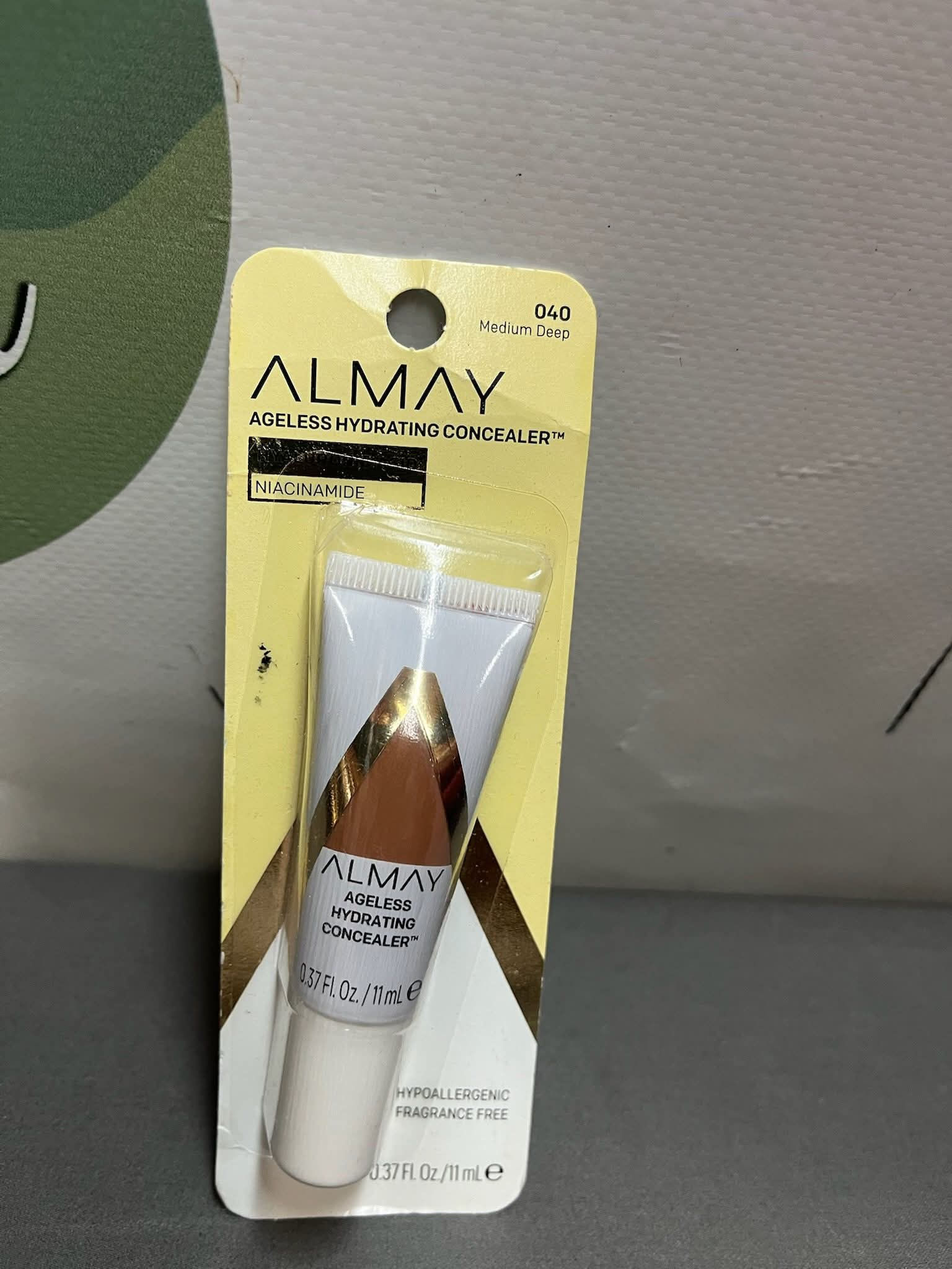Almay Concealer 