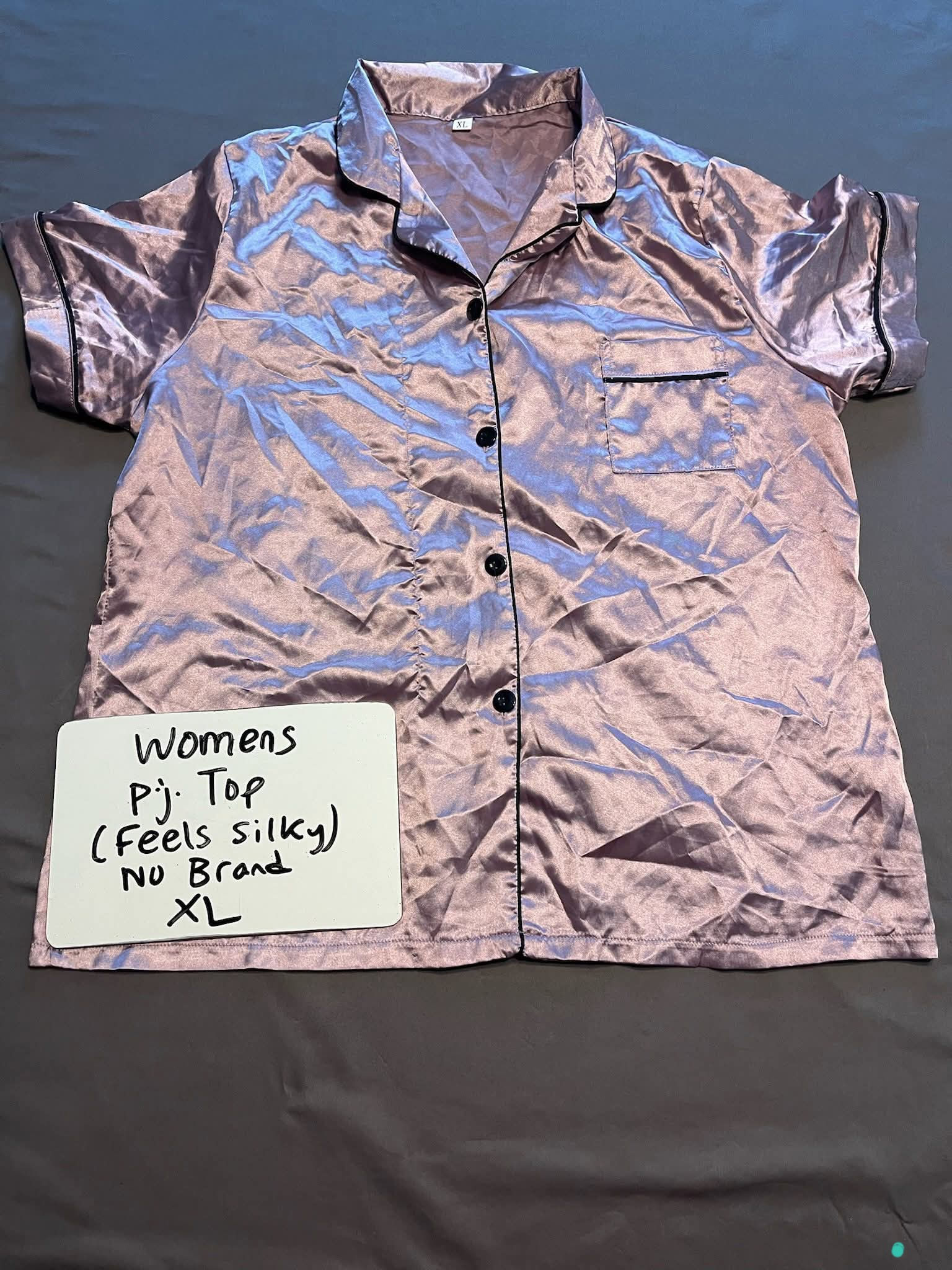 PJ Top - No Brand (feels silky) - Size: XL